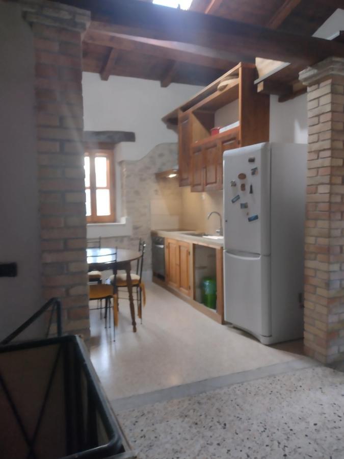 Casa Vacanze Borgo Medievale Villa Porzano Esterno foto