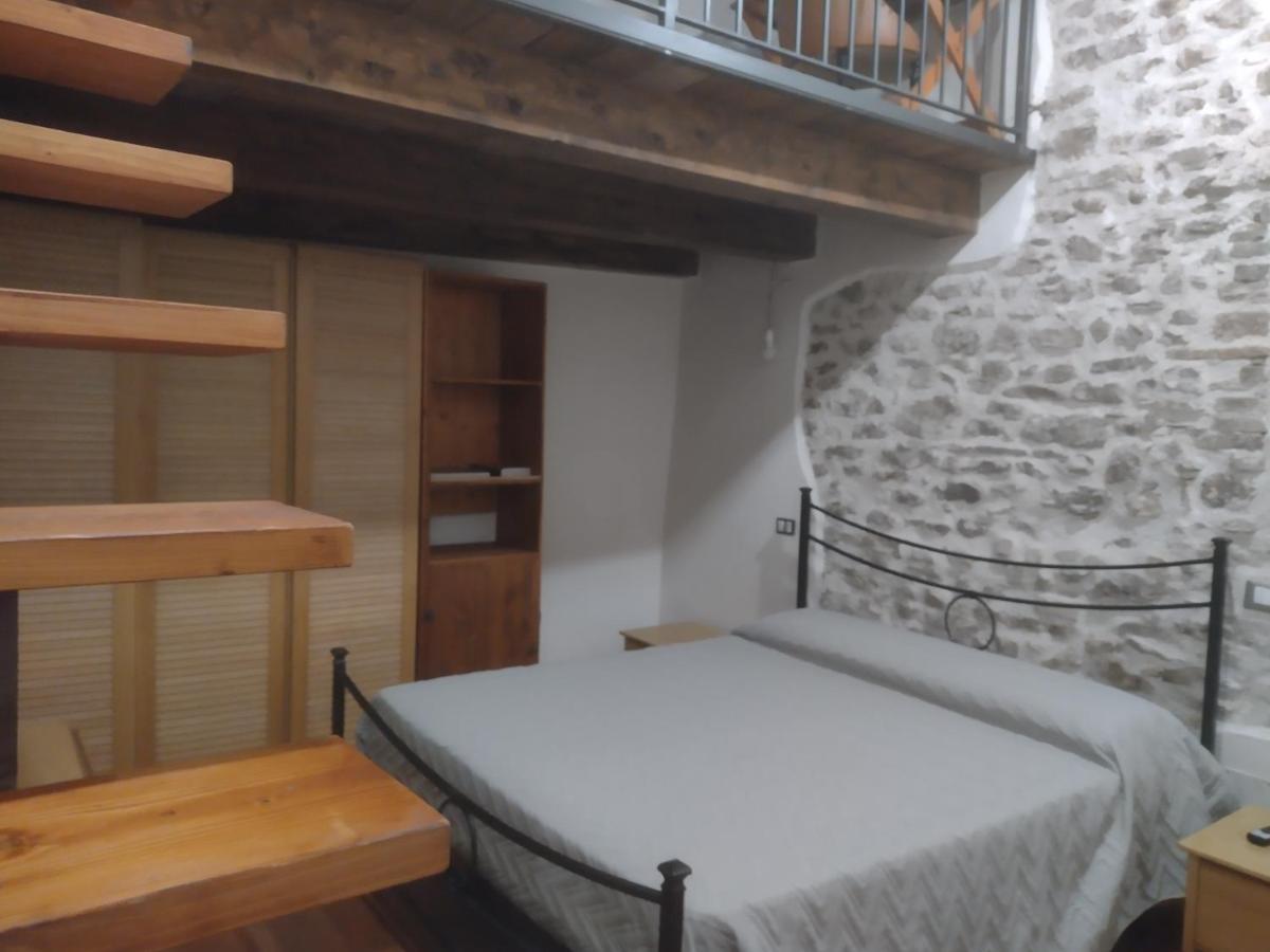 Casa Vacanze Borgo Medievale Villa Porzano Esterno foto